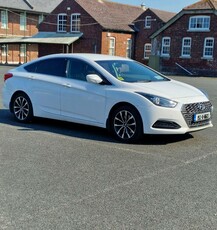 2019 - Hyundai i40 Manual