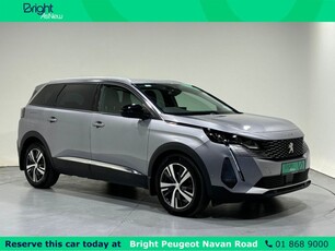 2022 - Peugeot 5008 Manual