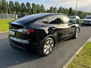 2024 - Tesla Model Y Automatic