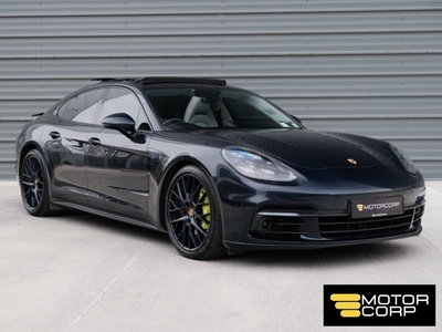 2018 (181) Porsche Panamera