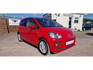 VOLKSWAGEN UP!