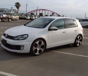 2010 - Volkswagen Golf Automatic