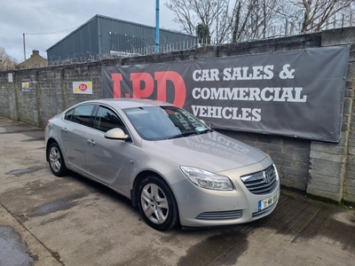 2011 - Vauxhall Insignia Manual