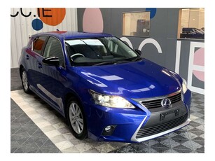 2015 (152) Lexus CT 200h