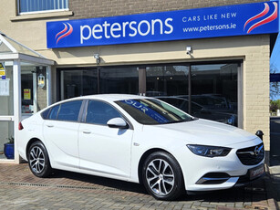 2021 (211) Opel Insignia