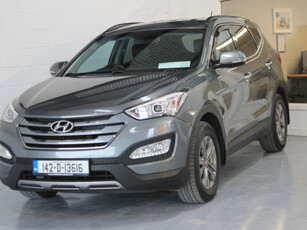 2014 (142) Hyundai Santa Fe