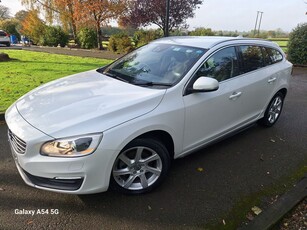 2015 (152) Volvo V60