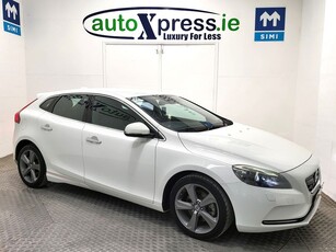 2015 Volvo V40