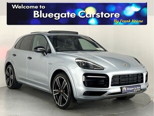 2020 (201) Porsche Cayenne