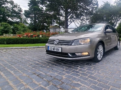 2013 - Volkswagen Passat Manual