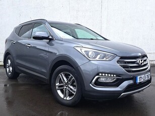 2017 (171) Hyundai Santa Fe