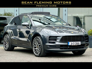 2021 (211) Porsche Macan