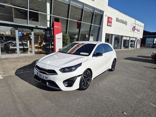 2022 (221) Kia Ceed