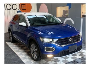 2021 (211) Volkswagen T-Roc