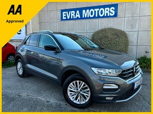 2021 (211) Volkswagen T-Roc