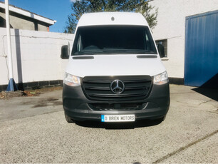 MERCEDES-BENZ SPRINTER