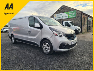 RENAULT TRAFIC