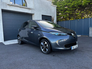 RENAULT ZOE