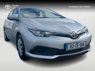 TOYOTA AURIS