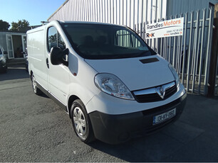 VAUXHALL VIVARO