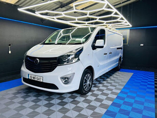 VAUXHALL VIVARO