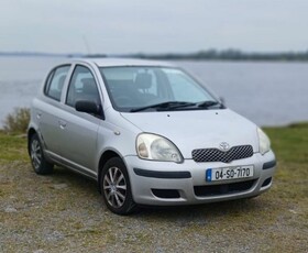 2004 - Toyota Yaris ---