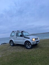 2005 - Suzuki Jimny ---