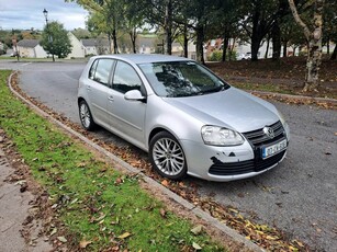 2007 - Volkswagen Golf ---