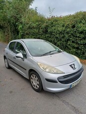 2008 - Peugeot 207 Manual