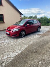 2008 - Toyota Auris Manual