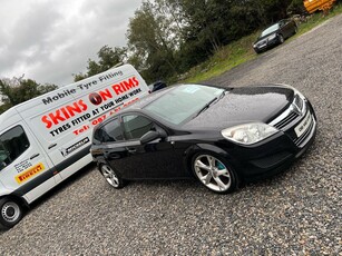 2008 - Vauxhall Astra ---