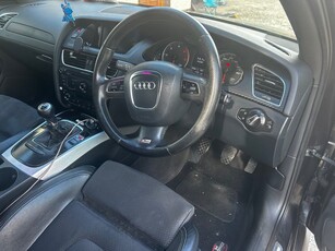 2009 - Audi A4 ---