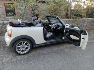 2009 - Mini Cooper Manual