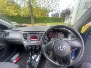 2010 - Kia Rio Manual