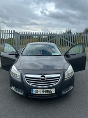 2010 - Opel Insignia Manual