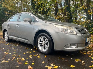 2010 - Toyota Avensis Manual