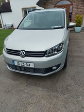 2010 - Volkswagen Touran Manual