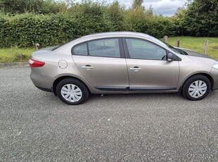 2011 - Renault Fluence Manual