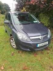 2011 - Vauxhall Zafira ---