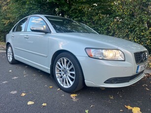 2011 - Volvo S40 Manual