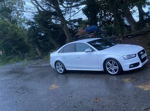 2012 - Audi A4 Manual