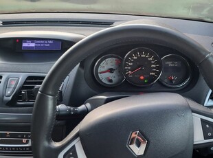 2012 - Renault Grand Megane Manual