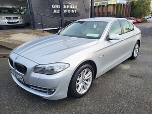 2013 - BMW 5-Series Manual