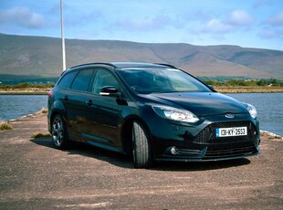 2013 - Ford Focus Manual