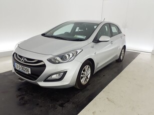 2013 - Hyundai i30 Manual