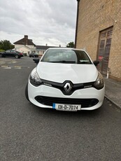 2013 - Renault Clio Manual