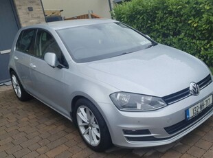 2013 - Volkswagen Golf Manual