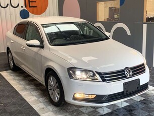 2013 - Volkswagen Passat Automatic