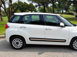 2014 - Fiat 500L Manual