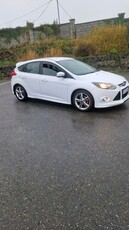 2014 - Ford Focus Manual